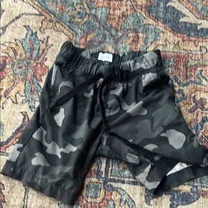 Old Navy Black and Gray Athletic Shorts with Modern Camouflage youth 5